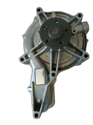 Bomba de líquido refrigerante EC700B do motor de A35F A40E EC700C 24070789 22902431